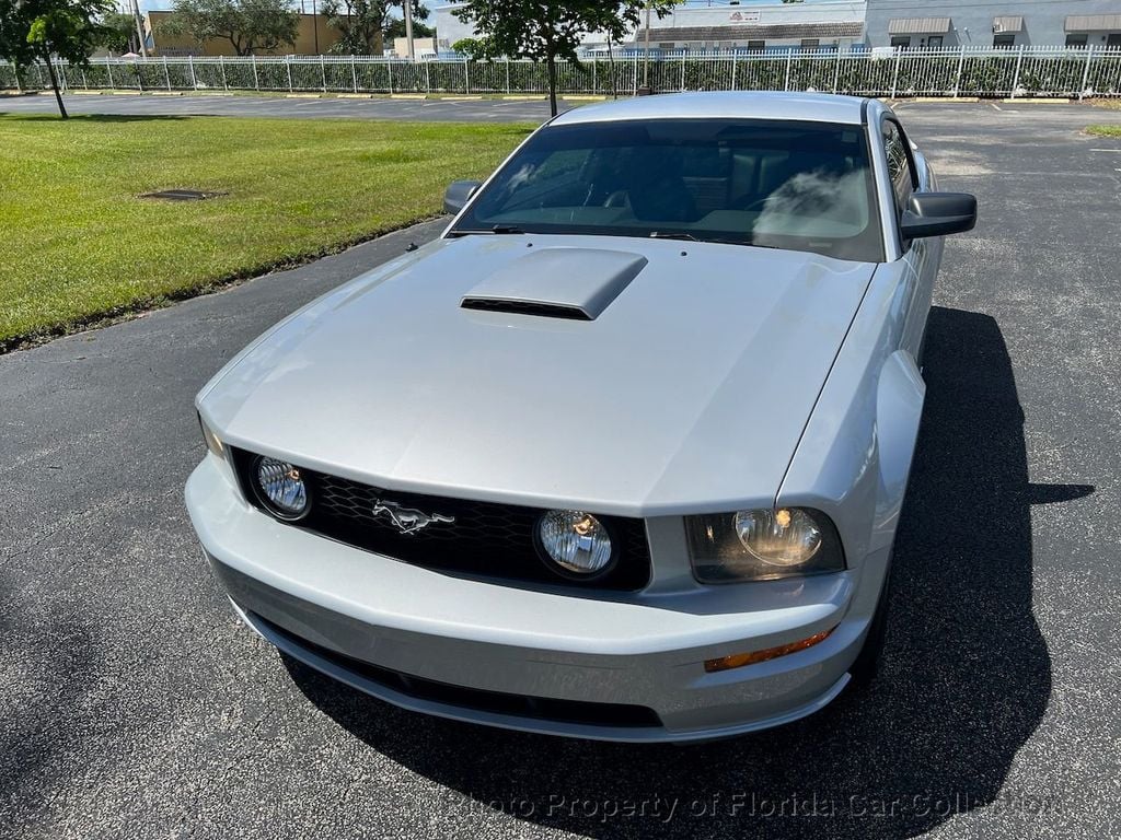 2007 Ford Mustang Coupe GT Deluxe 5-Speed Manual - 22056376 - 15