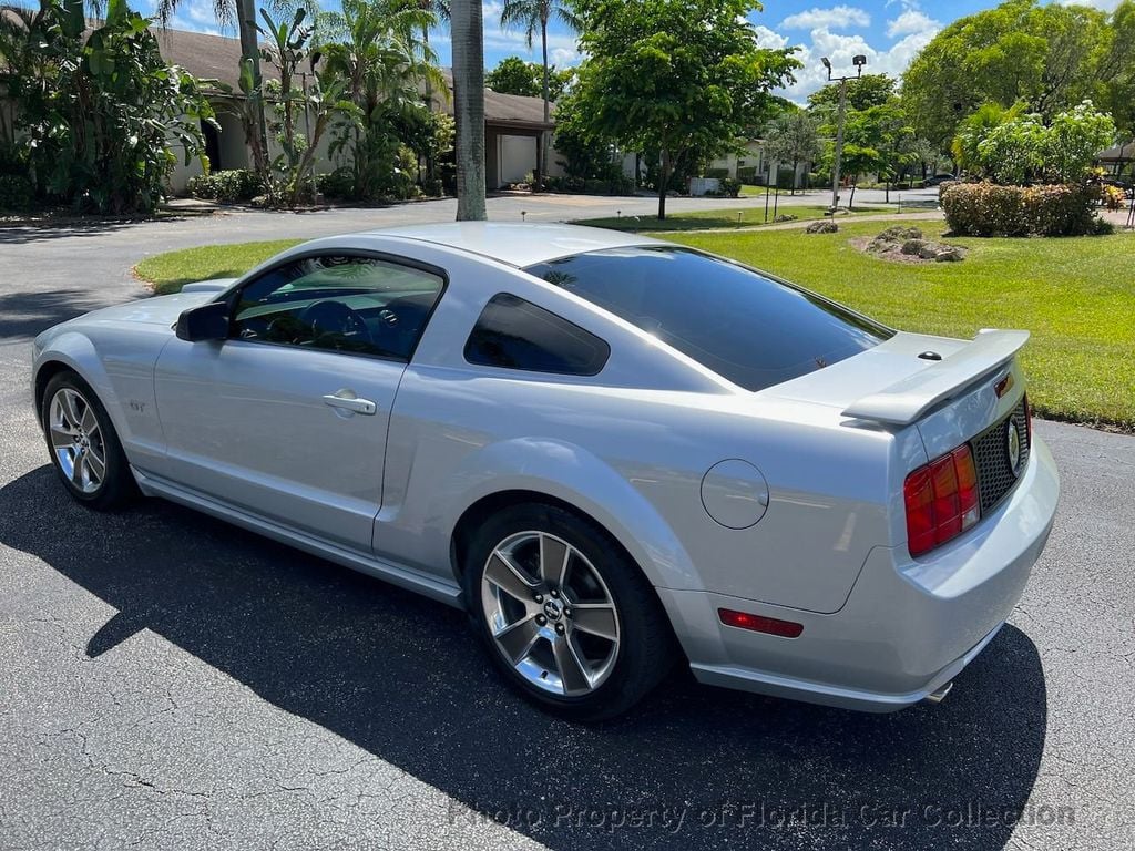 2007 Ford Mustang Coupe GT Deluxe 5-Speed Manual - 22056376 - 2