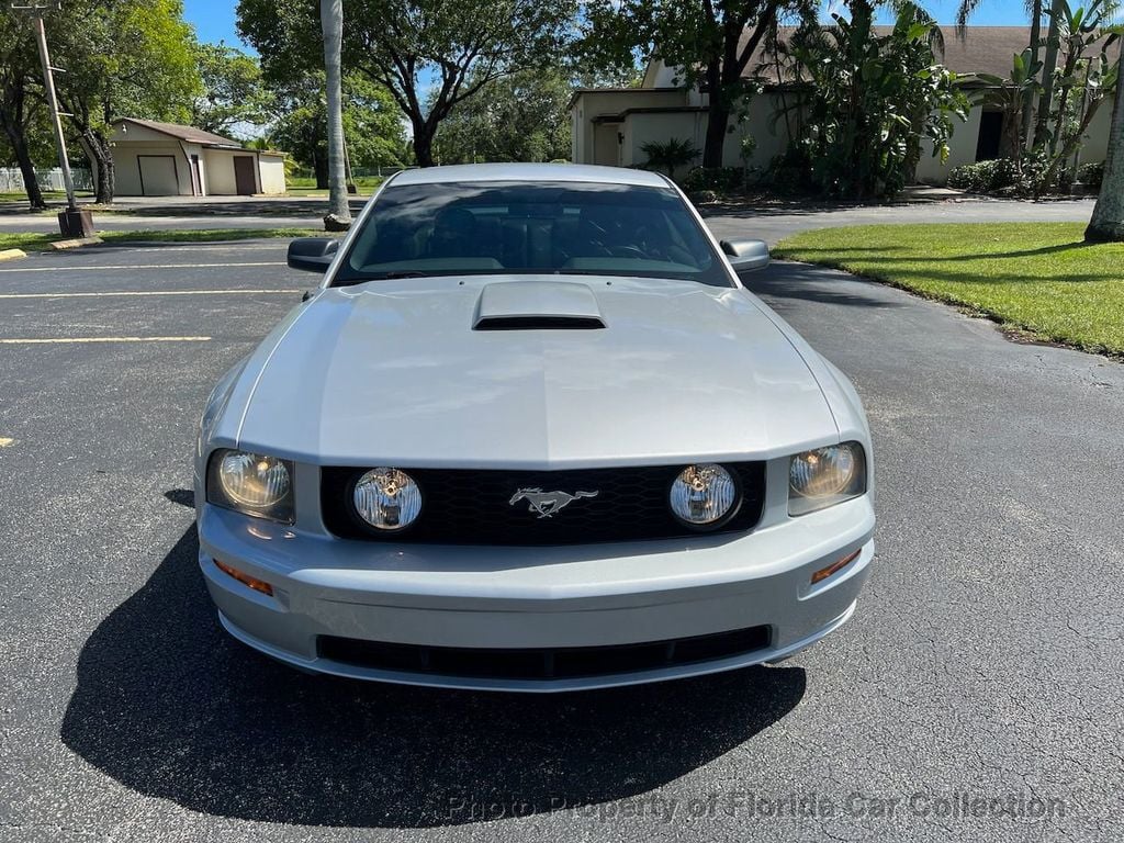 2007 Ford Mustang Coupe GT Deluxe 5-Speed Manual - 22056376 - 30