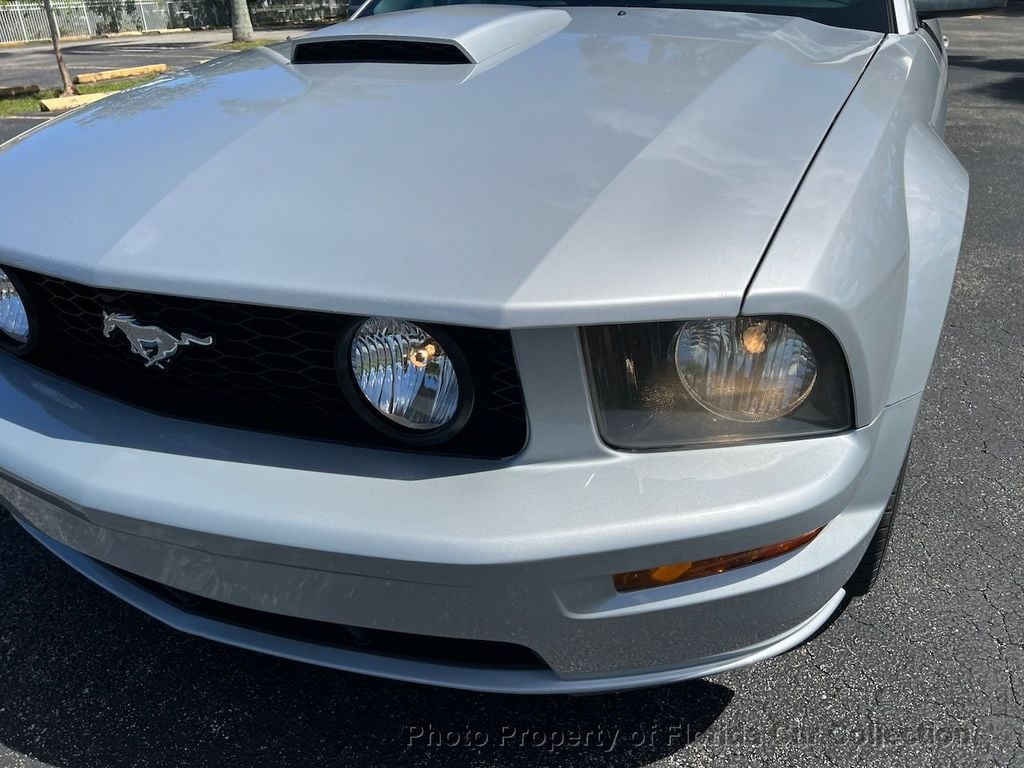2007 Ford Mustang Coupe GT Deluxe 5-Speed Manual - 22056376 - 33