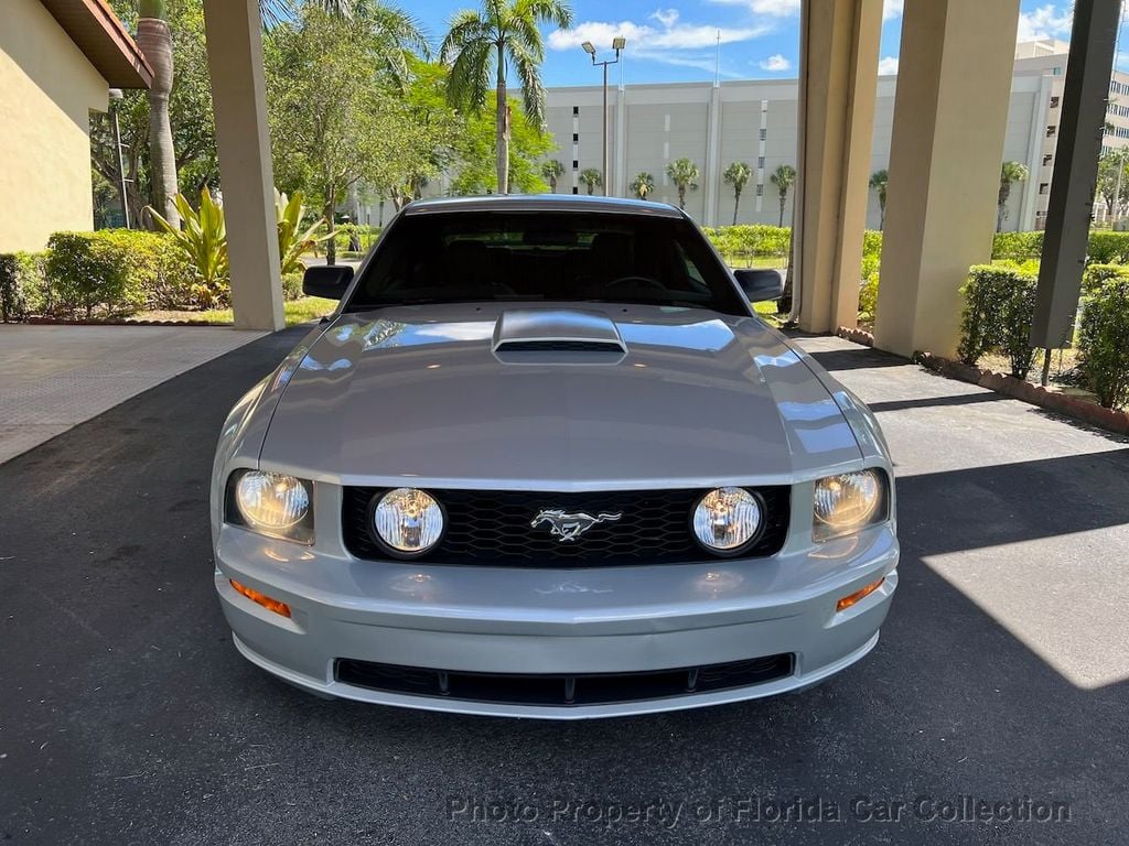 2007 Ford Mustang Coupe GT Deluxe 5-Speed Manual - 22056376 - 76