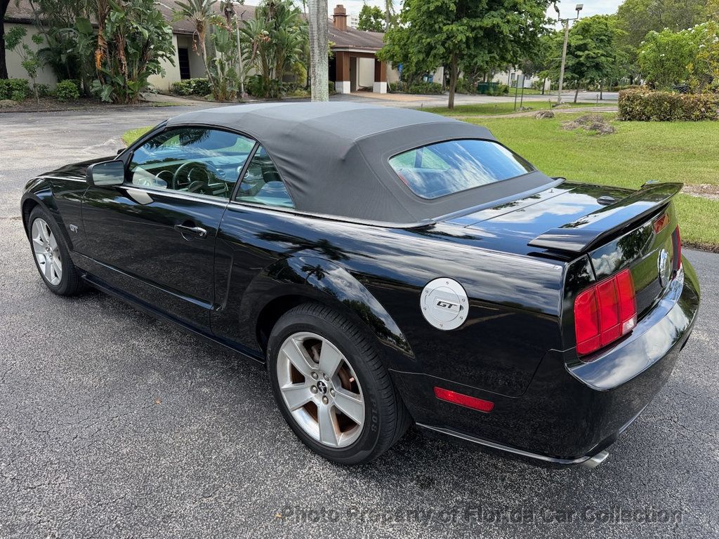 2007 Ford Mustang GT Convertible Premium - 23079189 - 24
