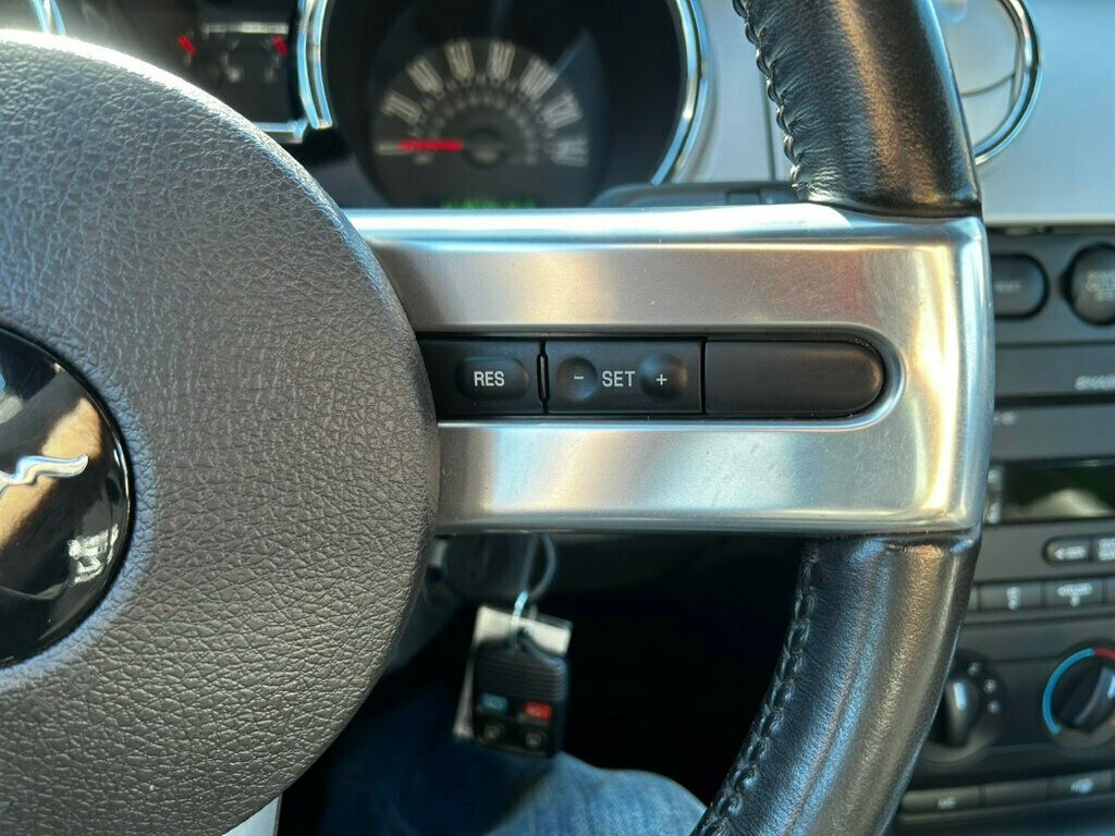 2007 Ford Mustang Local Trade/GT Deluxe Pkg/Leather Seats/Pwr Windows-Locks - 22973566 - 19