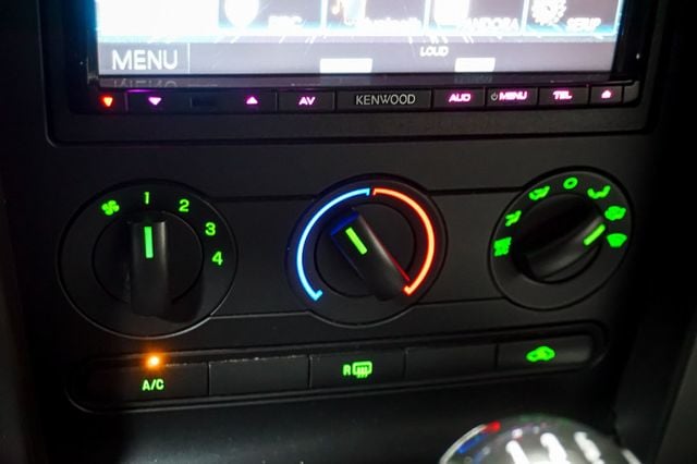 2007 Ford Mustang *Saleen Supercharged* *5-Speed Manual* *West Coast Car* - 22997492 - 19