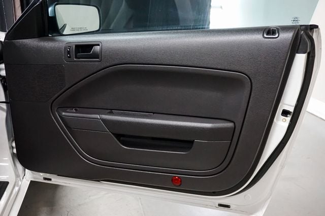 2007 Ford Mustang *Saleen Supercharged* *5-Speed Manual* *West Coast Car* - 22997492 - 27