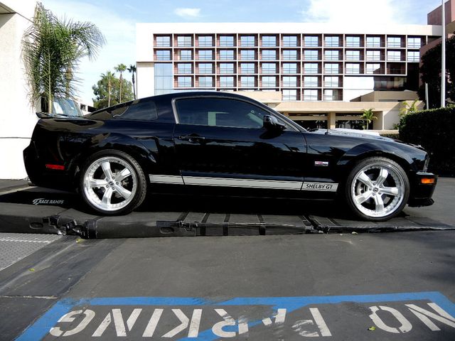 2007 Ford Mustang Shelby Racing Built Signature GT Premium Coupe - 15639896 - 5