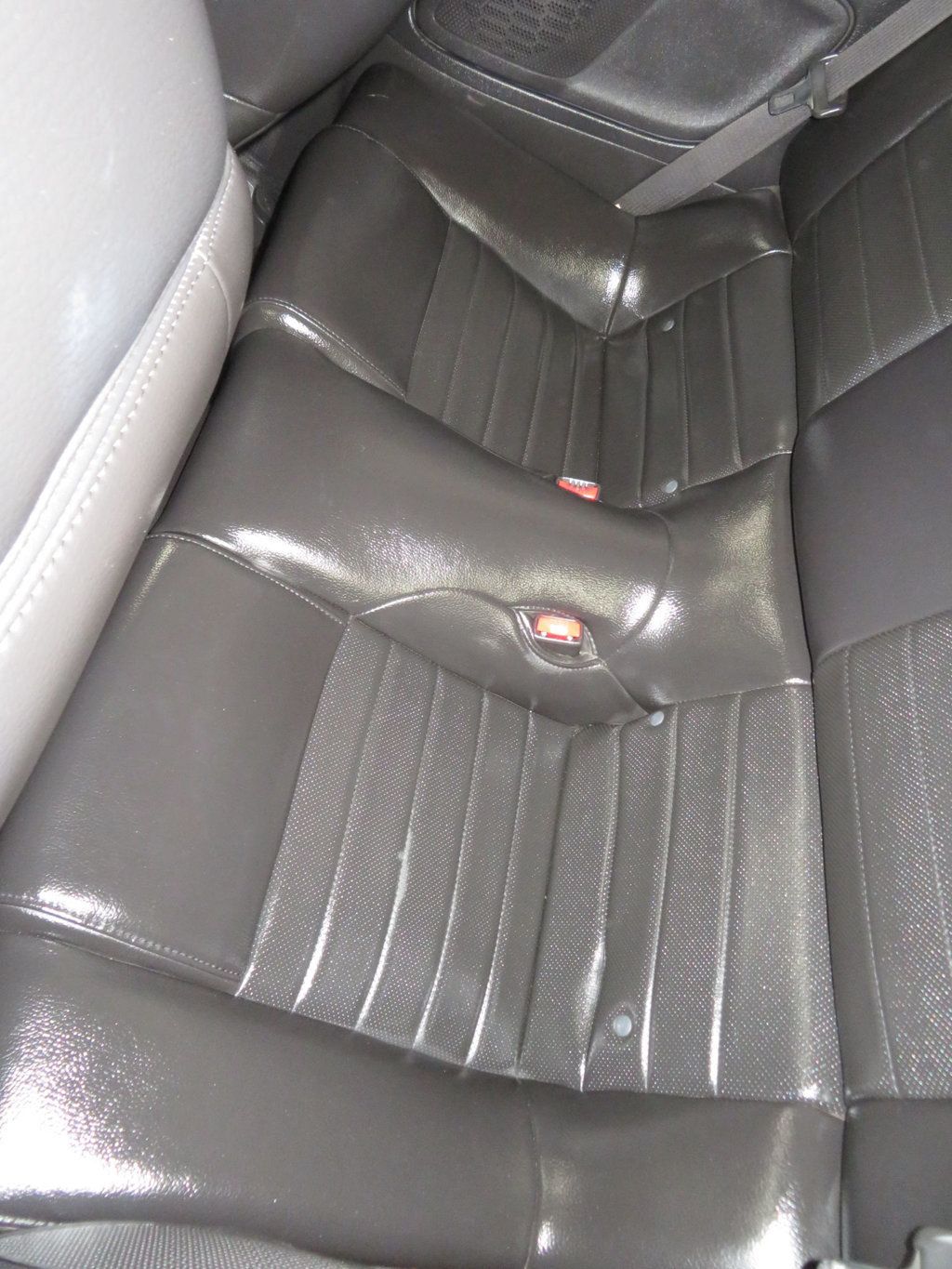 2007 Ford Mustang SVT VERY LOW MILES SHELBY GT 500 CONVERTIBLE 40K MILES  - 22771963 - 25