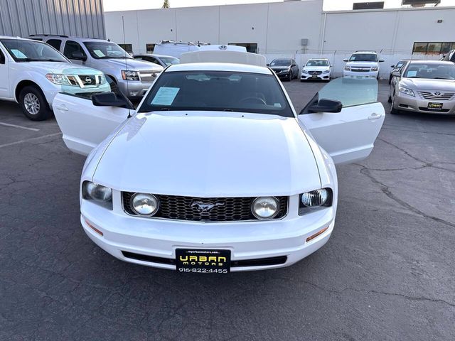 2007 Ford Mustang V6 Deluxe 2dr Fastback - 22891546 - 22