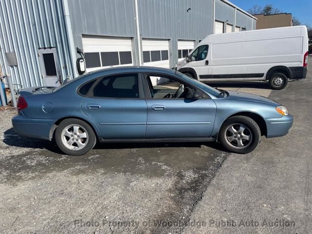 2007 Ford Taurus SE - 22766984 - 1