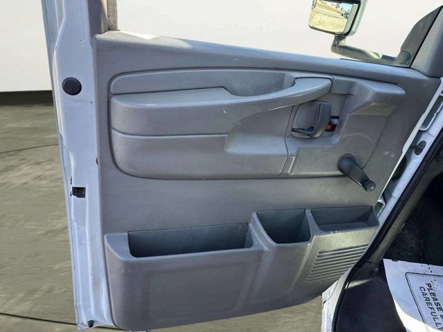 2007 GMC Savana 3500 2dr Commercial/Cutaway/Chassis 139 177 in. WB - 22989544 - 14