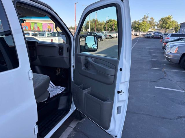 2007 GMC Savana Cargo Van RWD 2500 135" - 23034528 - 13