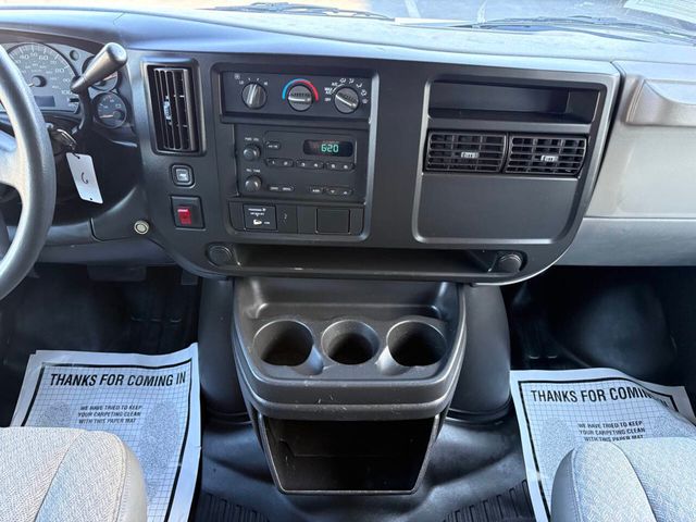 2007 GMC Savana Cargo Van RWD 2500 135" - 23034528 - 15
