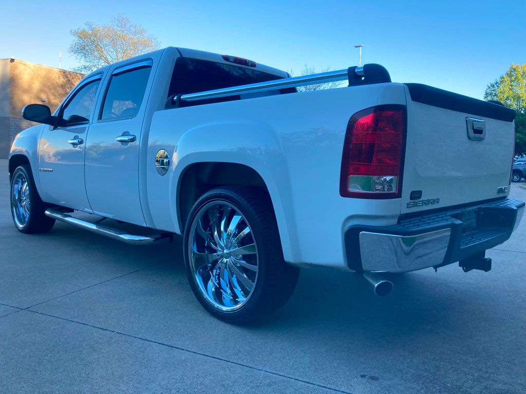 2007 GMC Sierra 1500 1 owner, 22 inch wheels, Denali grille, clean carfax  - 22636247 - 6