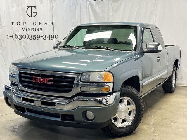 2007 GMC Sierra 1500 Classic 4WD Ext Cab 157.5" SLE2 - 23040320 - 0