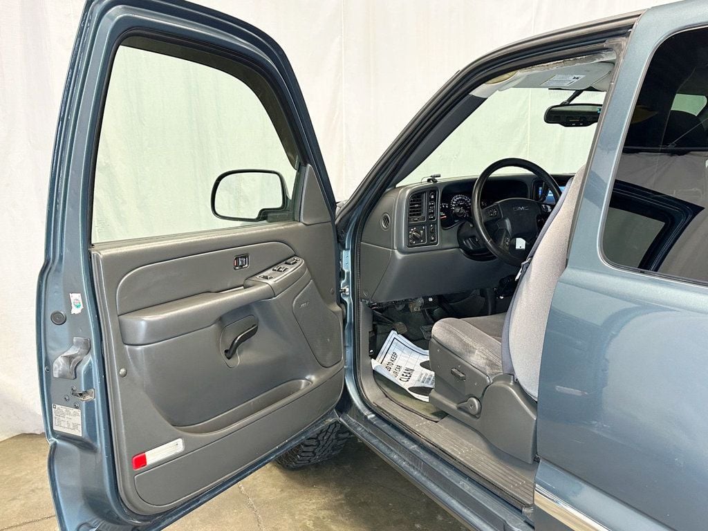 2007 GMC Sierra 1500 Classic 4WD Ext Cab 157.5" SLE2 - 23040320 - 13