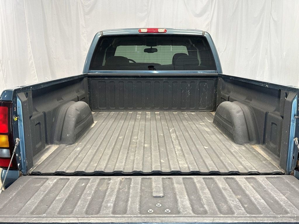 2007 GMC Sierra 1500 Classic 4WD Ext Cab 157.5" SLE2 - 23040320 - 28