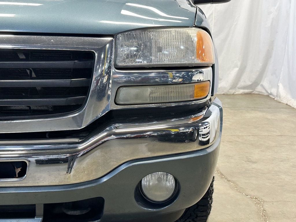 2007 GMC Sierra 1500 Classic 4WD Ext Cab 157.5" SLE2 - 23040320 - 6