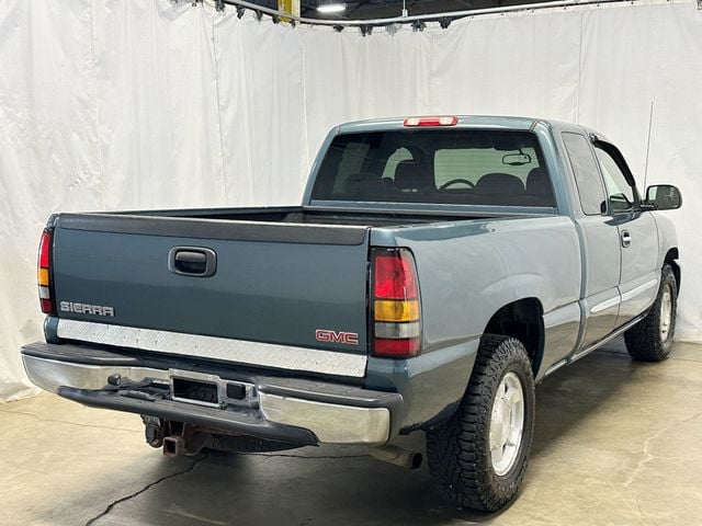 2007 GMC Sierra 1500 Classic 4WD Ext Cab 157.5" SLE2 - 23040320 - 7