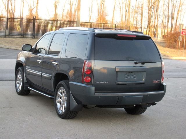 2007 GMC Yukon Denali AWD 4dr - 22782802 - 11