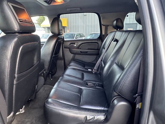 2007 GMC Yukon XL SLE 4WD 4dr SUV w/3SA - 23064566 - 13