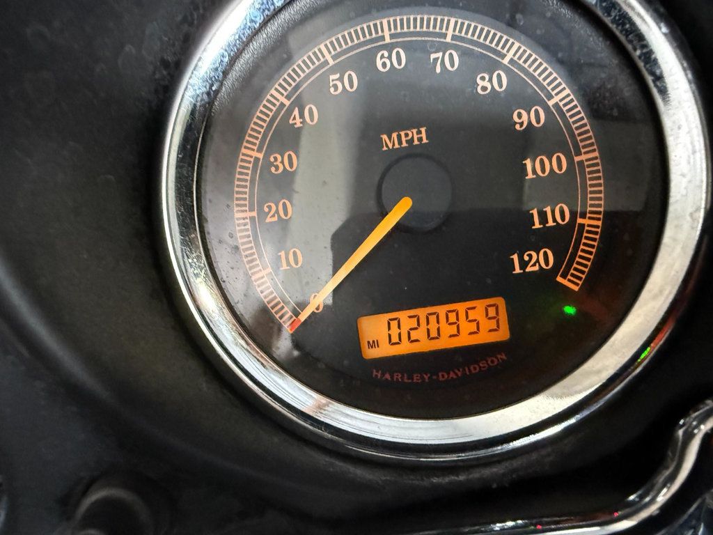 2007 Harley-Davidson FLHTCUI Ultra Classic Electra Glide LOW MILES! - 23006475 - 9