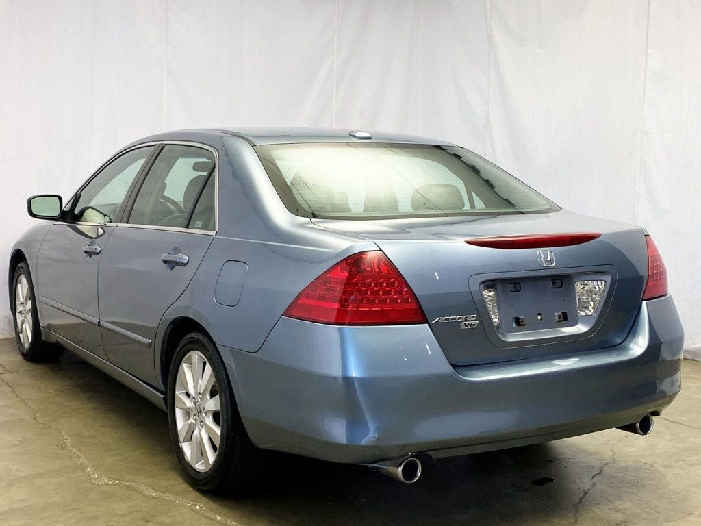 2007 Honda Accord V6 EX-L photo 3