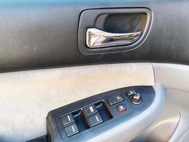 2007 Honda Accord Sedan 4dr V6 Automatic LX - 22992466 - 15