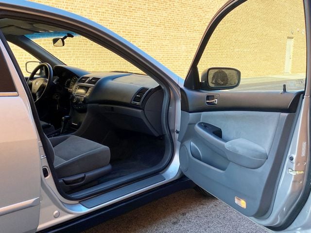 2007 Honda Accord Sedan 4dr V6 Automatic LX - 22992466 - 34