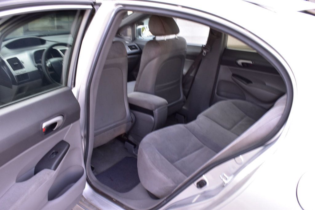 2007 Honda Civic Sedan 4dr Automatic LX - 22880507 - 19