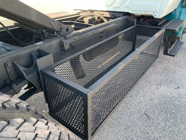 2007 International 4200 DUMP TRUCK WITH PTO MECHANIC SPECIAL NON CDL - 21354395 - 34