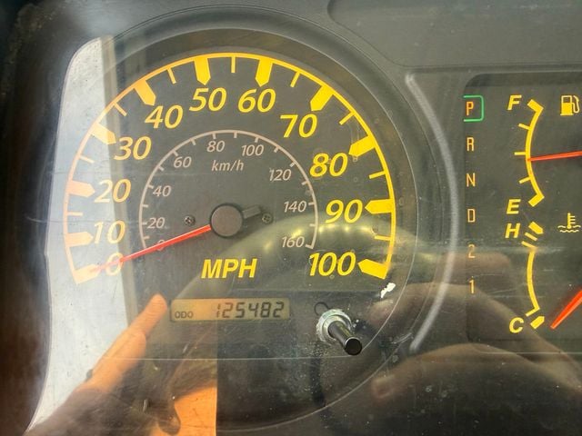 2007 Isuzu NPR Utility Flatbed Base Trim - 22959016 - 10