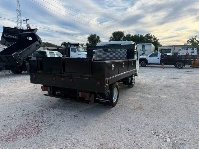 2007 Isuzu NPR Utility Flatbed Base Trim - 22959016 - 3