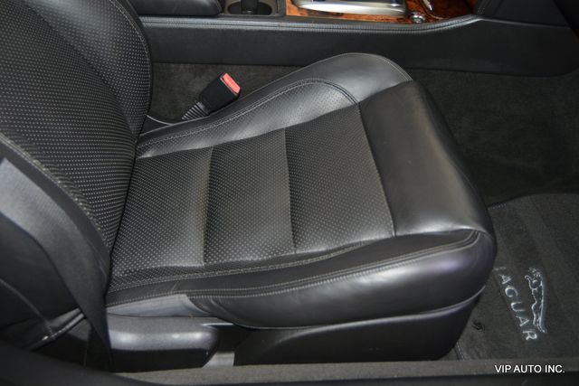 2007 Jaguar XK 2dr Convertible - 22956544 - 19