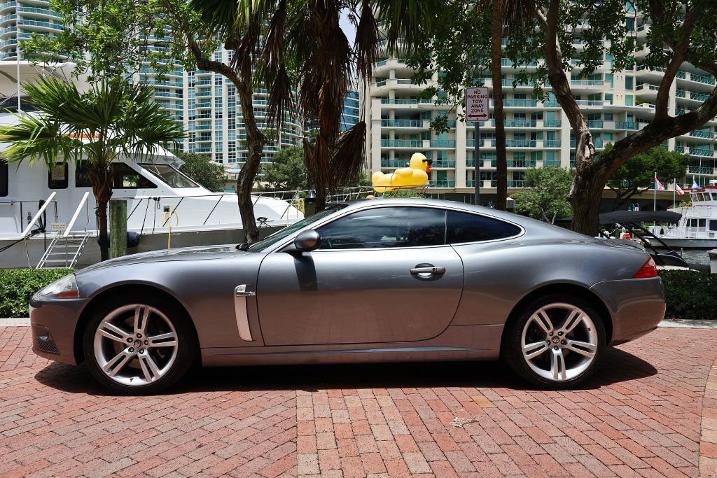 2007 Jaguar XK XKR photo 2
