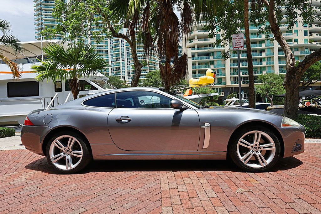 2007 Jaguar XK XKR photo 3