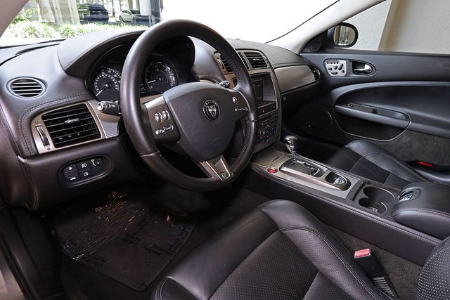 2007 Jaguar XK 2dr Coupe XKR - 22885283 - 33