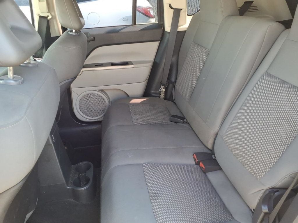 Jeep Compass photo 11