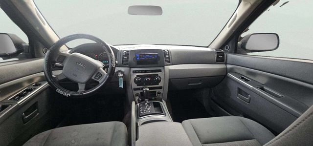 2007 Jeep Grand Cherokee 4WD 4dr Laredo - 23002636 - 7