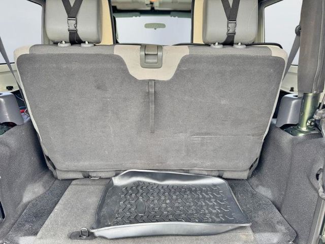 2007 Jeep Wrangler 4WD 2dr X - 23075379 - 17