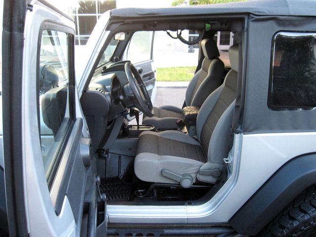 2007 Jeep Wrangler 4WD 2dr X - 22619407 - 19