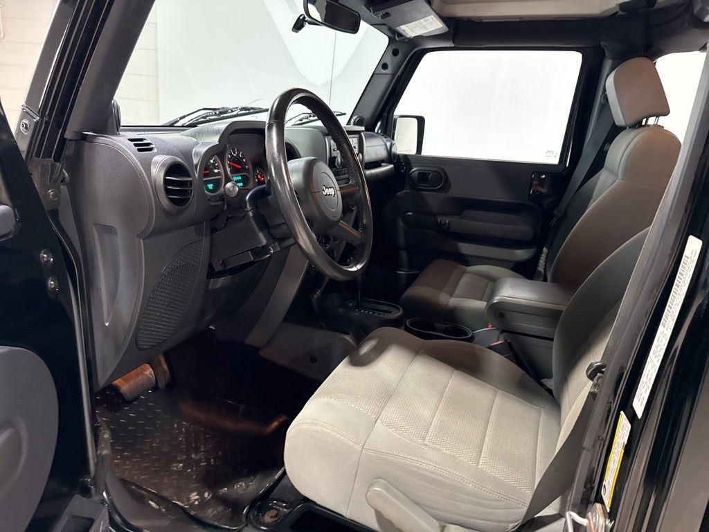 2007 Jeep Wrangler 4WD 4dr Unlimited Rubicon - 23034949 - 17