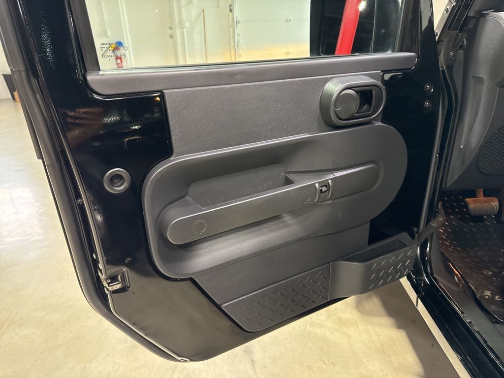 2007 Jeep Wrangler 4WD 4dr Unlimited Rubicon - 23034949 - 18