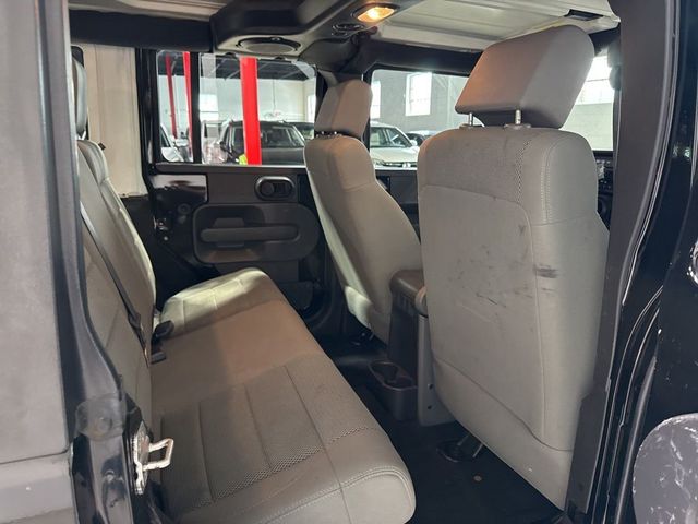 2007 Jeep Wrangler 4WD 4dr Unlimited Rubicon - 23034949 - 26