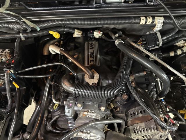 2007 Jeep Wrangler 4WD 4dr Unlimited Rubicon - 23034949 - 35