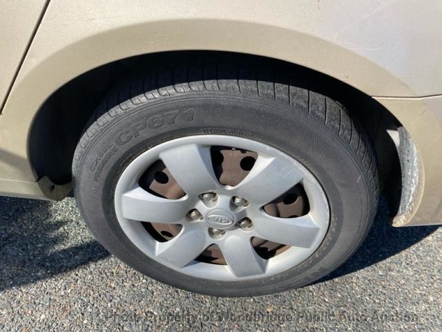 2007 Kia Optima 4dr Sedan I4 Automatic LX - 22980707 - 13