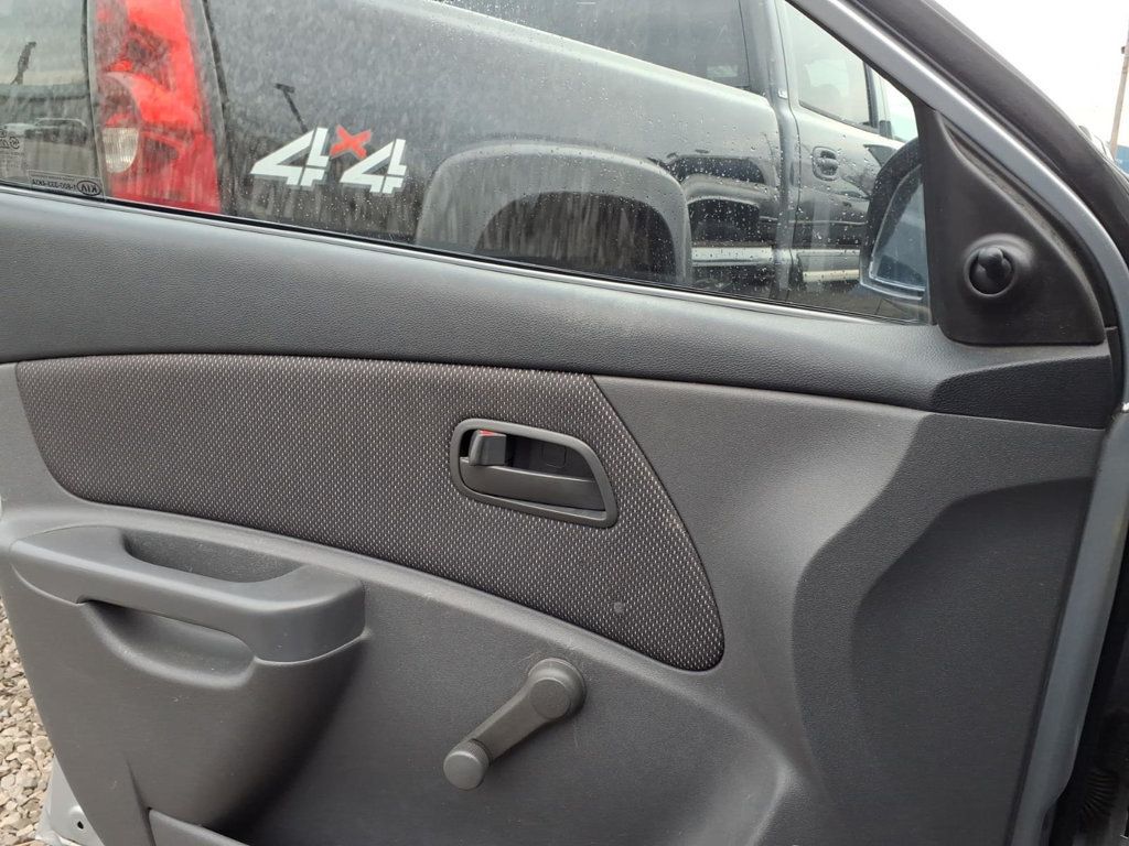 2007 Kia Rio Sedan 4D - 22992651 - 10