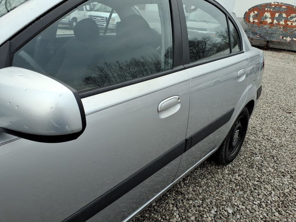 2007 Kia Rio Sedan 4D - 22992651 - 4