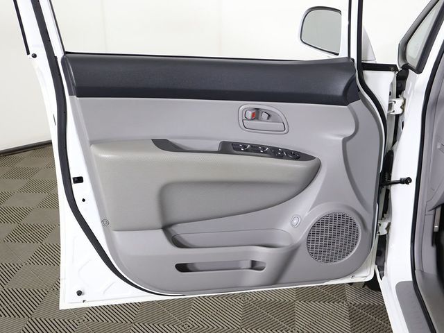 2007 Kia Rondo 4dr I4 Automatic LX - 23003446 - 16