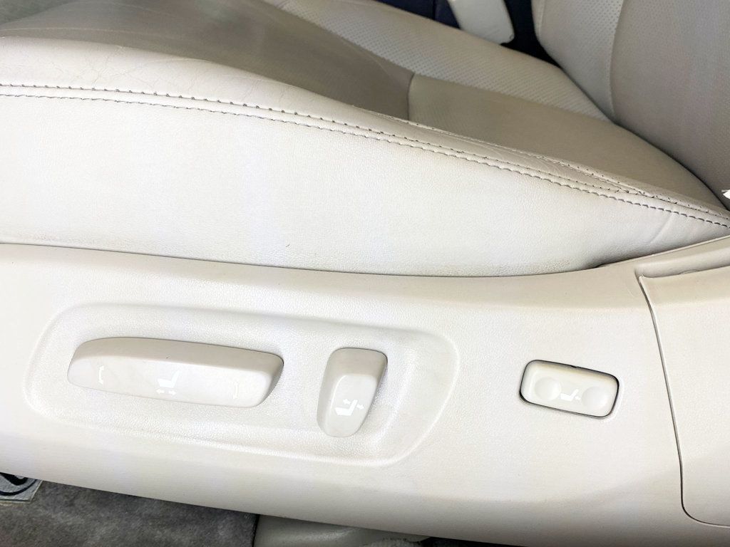 2007 Lexus ES 350 4dr Sedan - 22956693 - 17