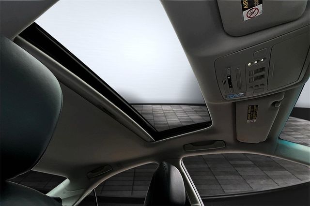 2007 Lexus ES 350 4dr Sedan - 22927281 - 28